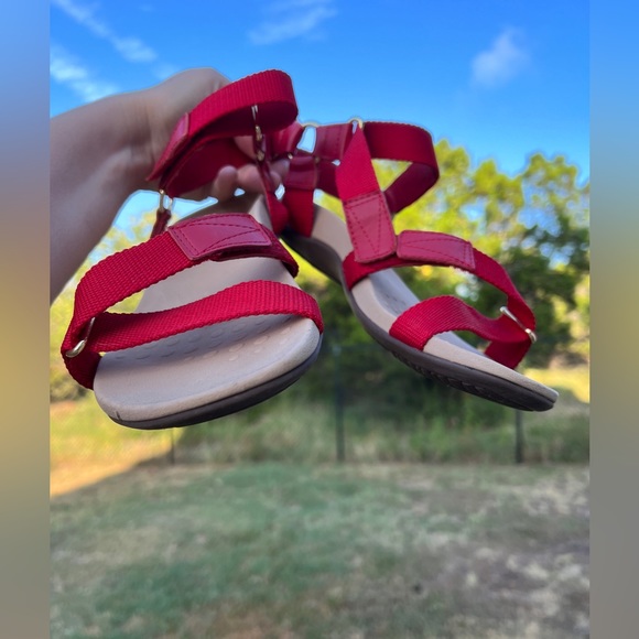 Vionic Cadance Sandal Red Size 8 - Picture 4 of 8